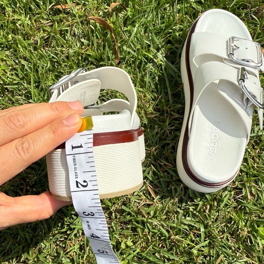 Chic White Platform Sandals with Buckle Detail - Picture 10 of 12